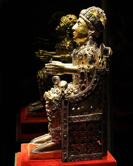 16571298889_c3a3b2fc0f_z